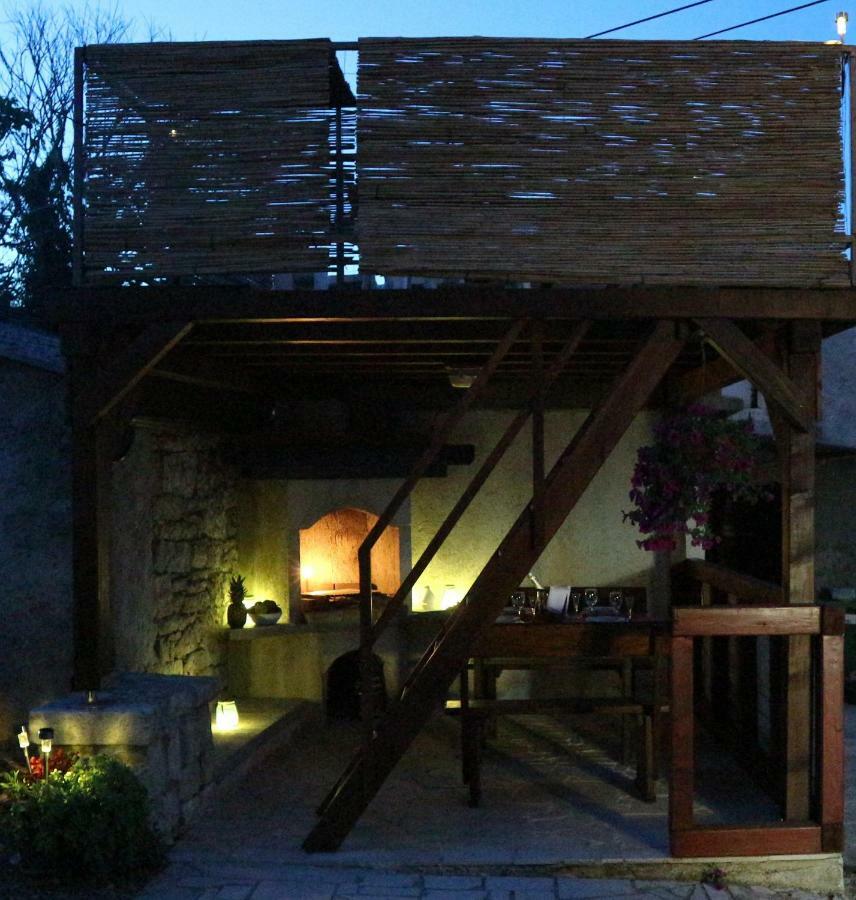 Peruški Villa Palace מראה חיצוני תמונה
